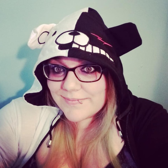 Meet your Posher, Samantha - Picture 1 of 1